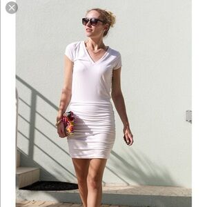 Athleta Westwood Dress White Short Sleeve V-Neck Ruched Dress Size M Tall